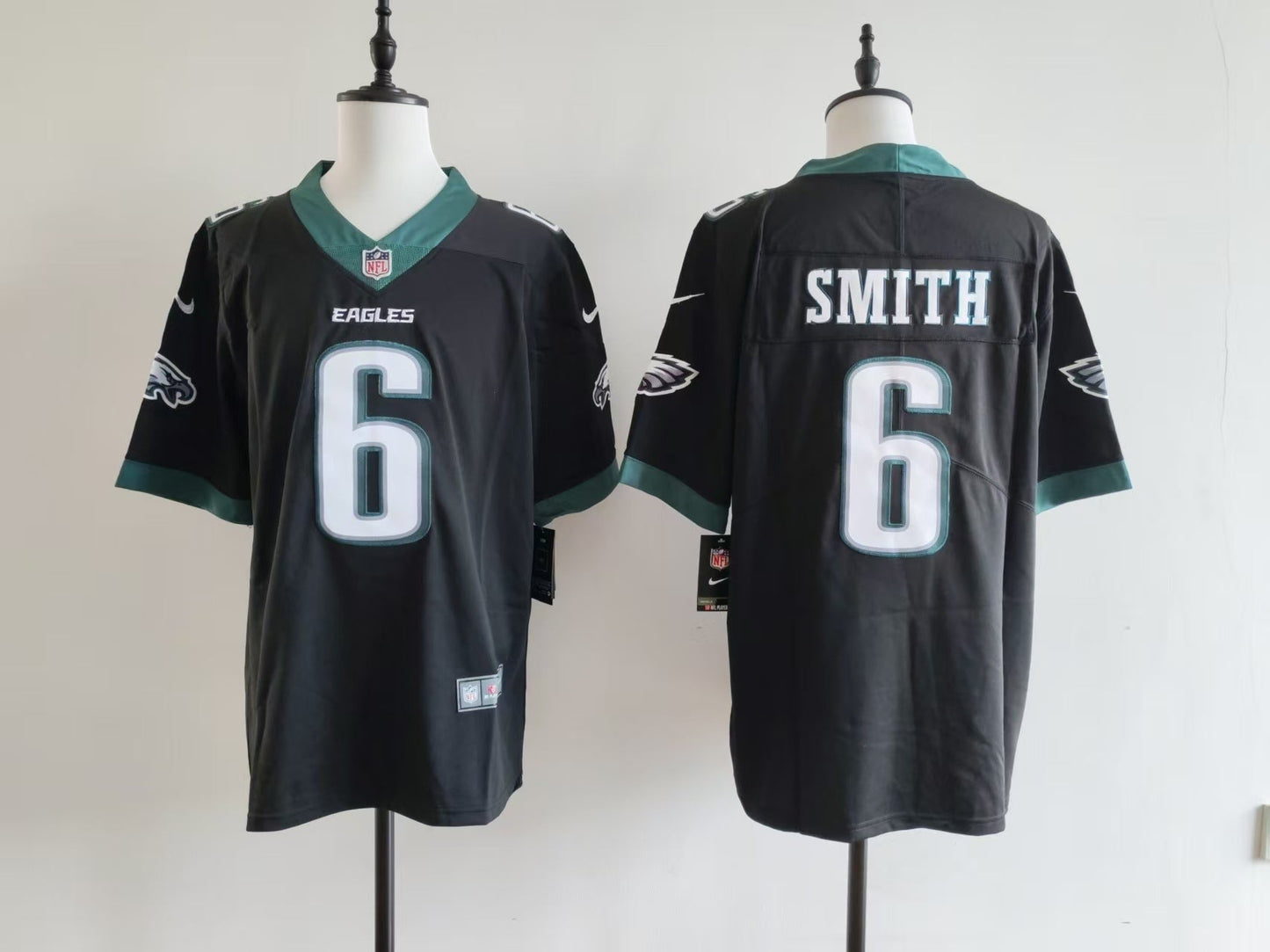 Men's Philadelphia Eagles DeVonta Smith Jersey-Black